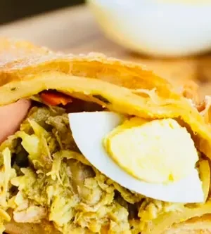 h.pate-kode Crispy Fried Haitian Pate Kòde